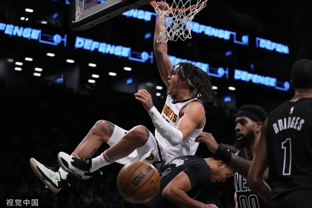 他成功拦截 他成功拦截